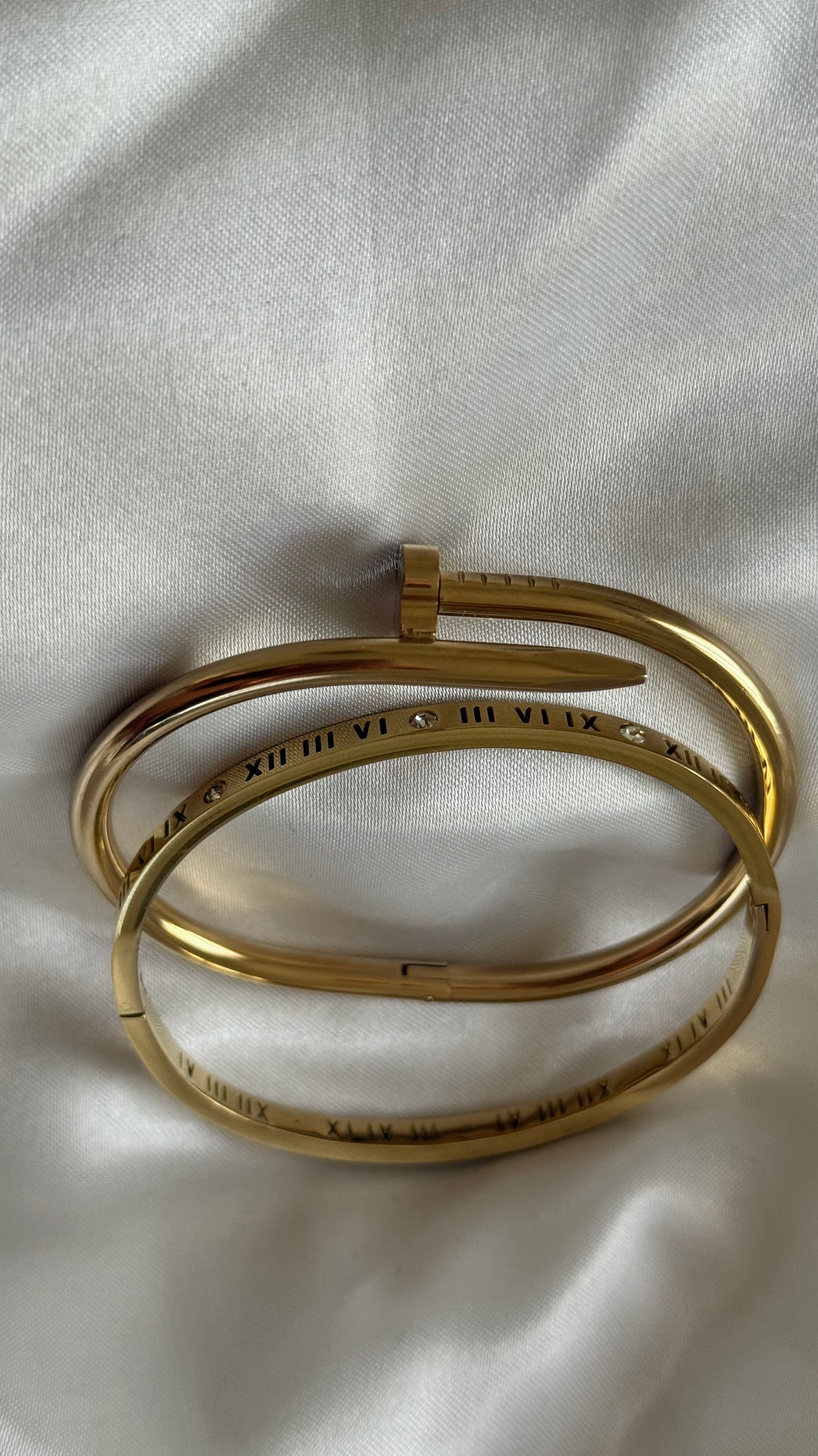 Roma Clou Gold Plated Bangle Bracelets Stack