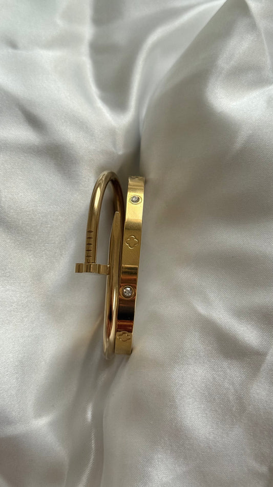 Le Duo Gold Plated Bangle Bracelets Stack